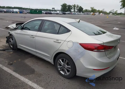 2017 Hyundai Elantra Se z USA, uszkodzony, nr VIN KMHD84LF1HU370228
